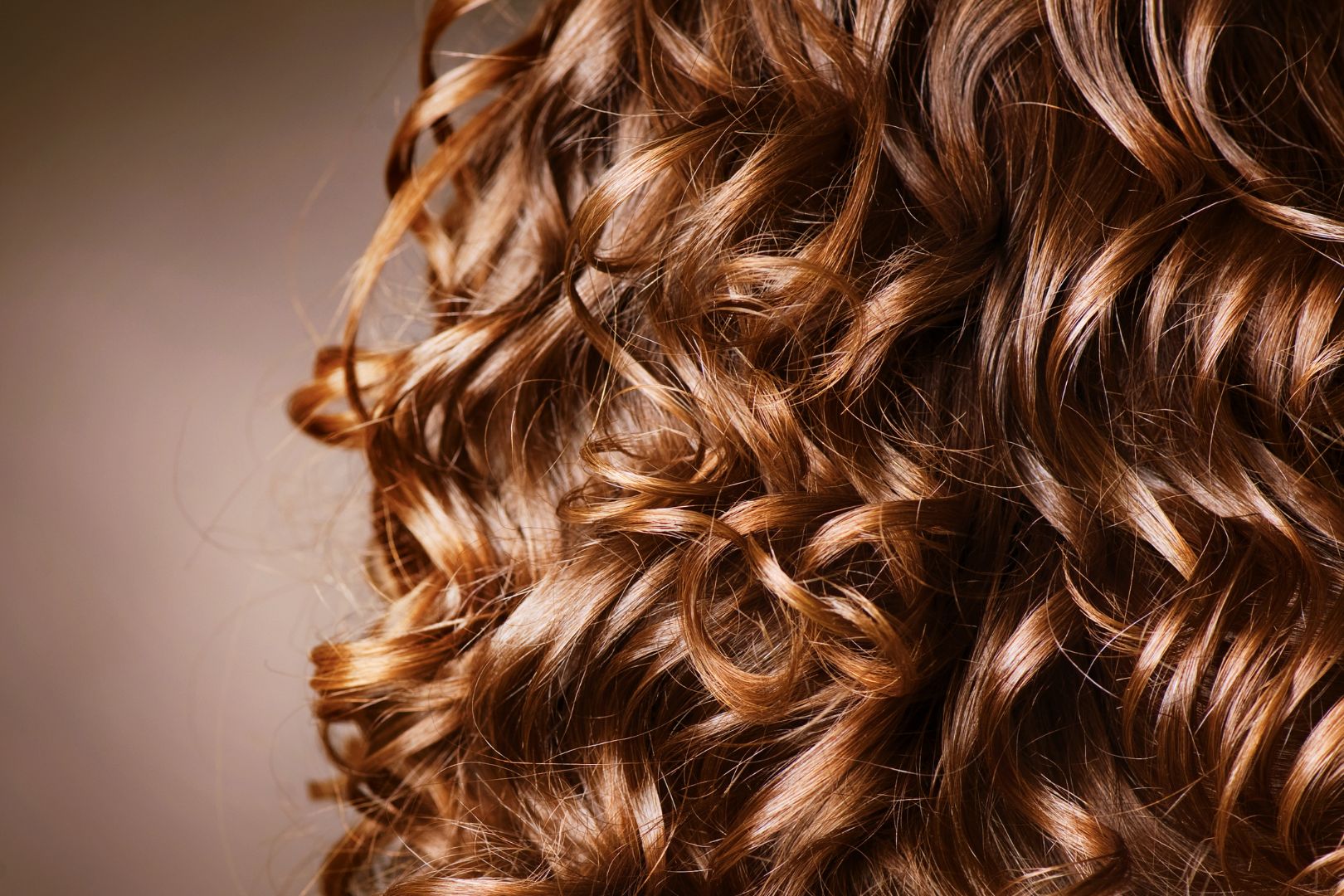 Modelador de Cachos Difusor e Baby Liss